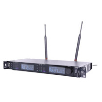Thunder U-4308 4ND UHF professzionális rádiós mikrofon (4 db KÉZI mikrofon) + Koffer