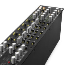 Power Dynamics PDZM800 7 csatornás / 3 zónás keverő