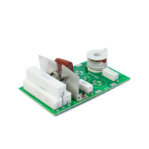 Thunder CXP-22 hangváltó, 2 utas, 600W, 6dB / oktáv + Magassugárzó védelem